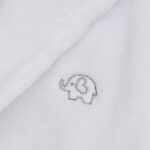 Elefant brodert på brystet